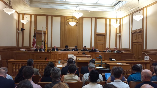 The SF Planning Commission voted 5-2 to allow tech offices in the neighborhoods