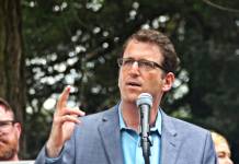 Will progressive Democratic Party slate collapse over D5 race?