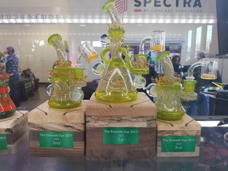 At Emerald Cup, the art of dabbing