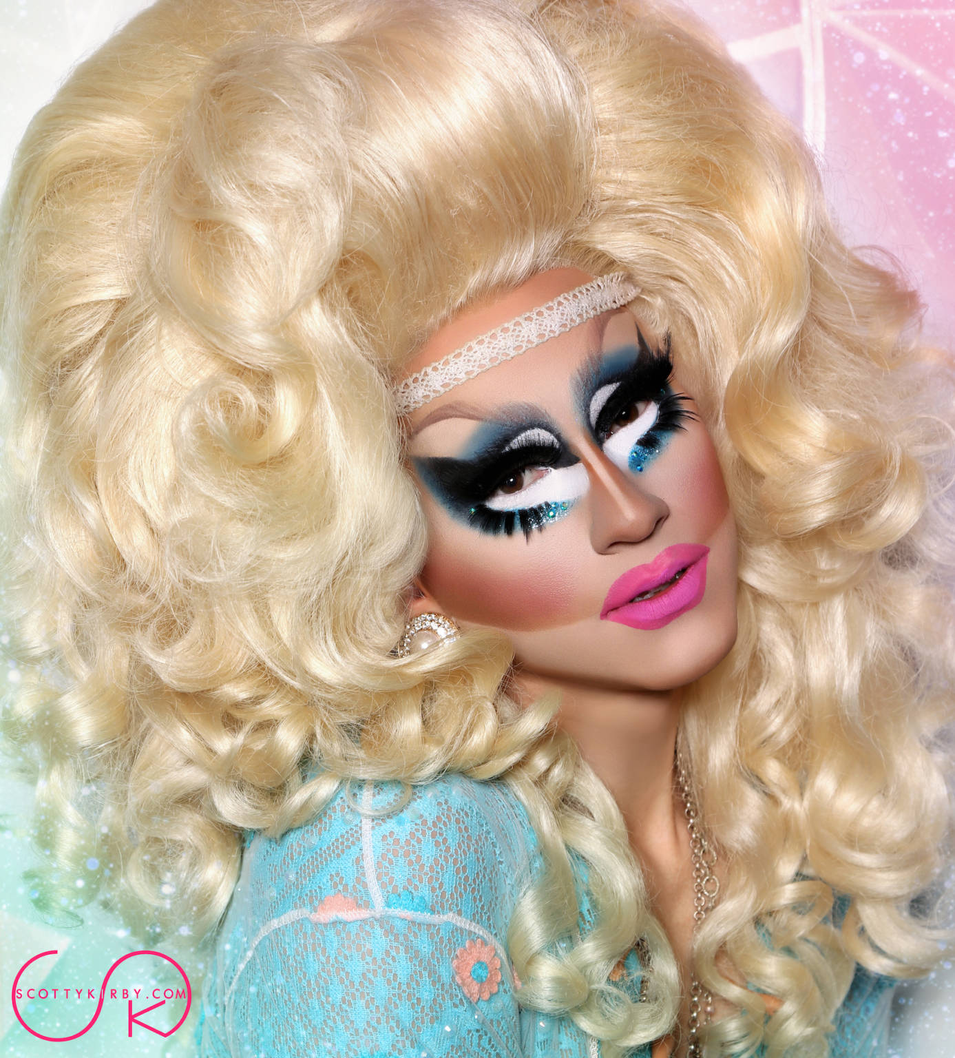 Exploring Trixie Mattel'S Fantasy Tiktok Universe - qqifcsl