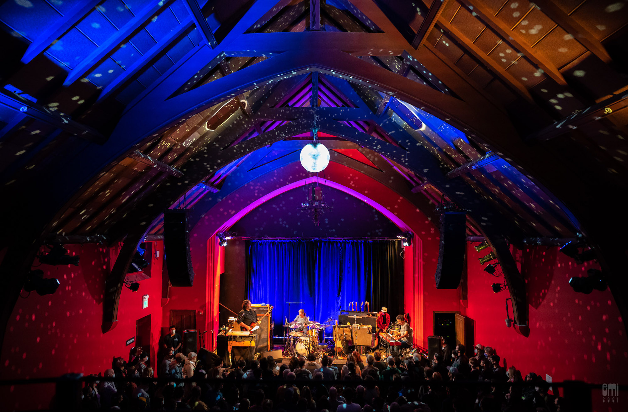 Divine Independent The Chapel Celebrates 10 Years With A Stacked Divine Independent The Chapel Celebrates 10 Years With A Stacked