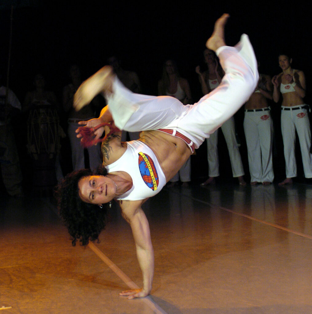 1° Festival de canto & Campeonato Feminino de Capoeira - Tabajara