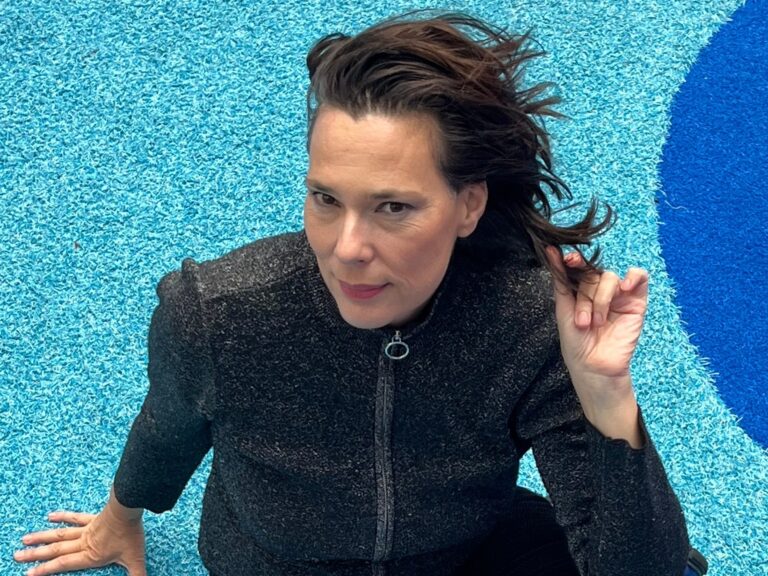 Under the Stars: A quick check-in with the incredible Lætitia Sadier