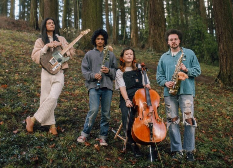 Ann Annie scales modular marvels to chamber music heights