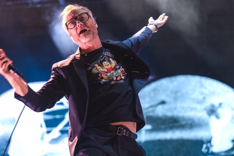 Live Shots: The National broke free from stage, sang from among the sad dads at Greek Theatre