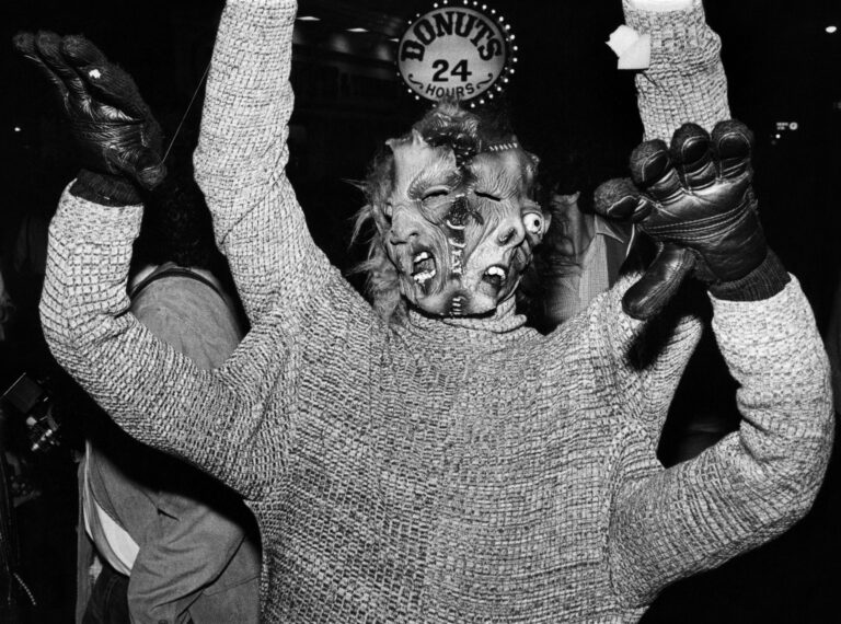 Stunning lost 1970s queer Halloween street party photos rise from the dead