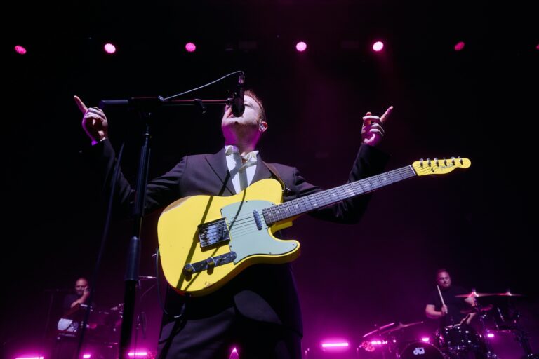 Live Shots: Two Door Cinema Club presided over an indie reunion at The Masonic