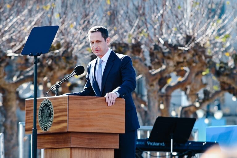 Lurie has no real plan to fund Muni or avoid service cuts