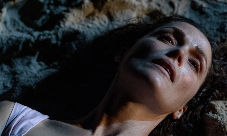 Rose Byrne on the Lynchian winks of ‘If I Had Legs I’d Kick You’