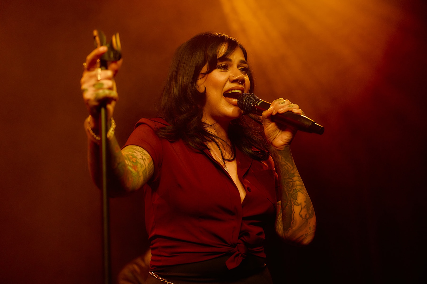 Live Shots: Trish Toledo's retro soul took Brick & Mortar for a ride - 48 hills