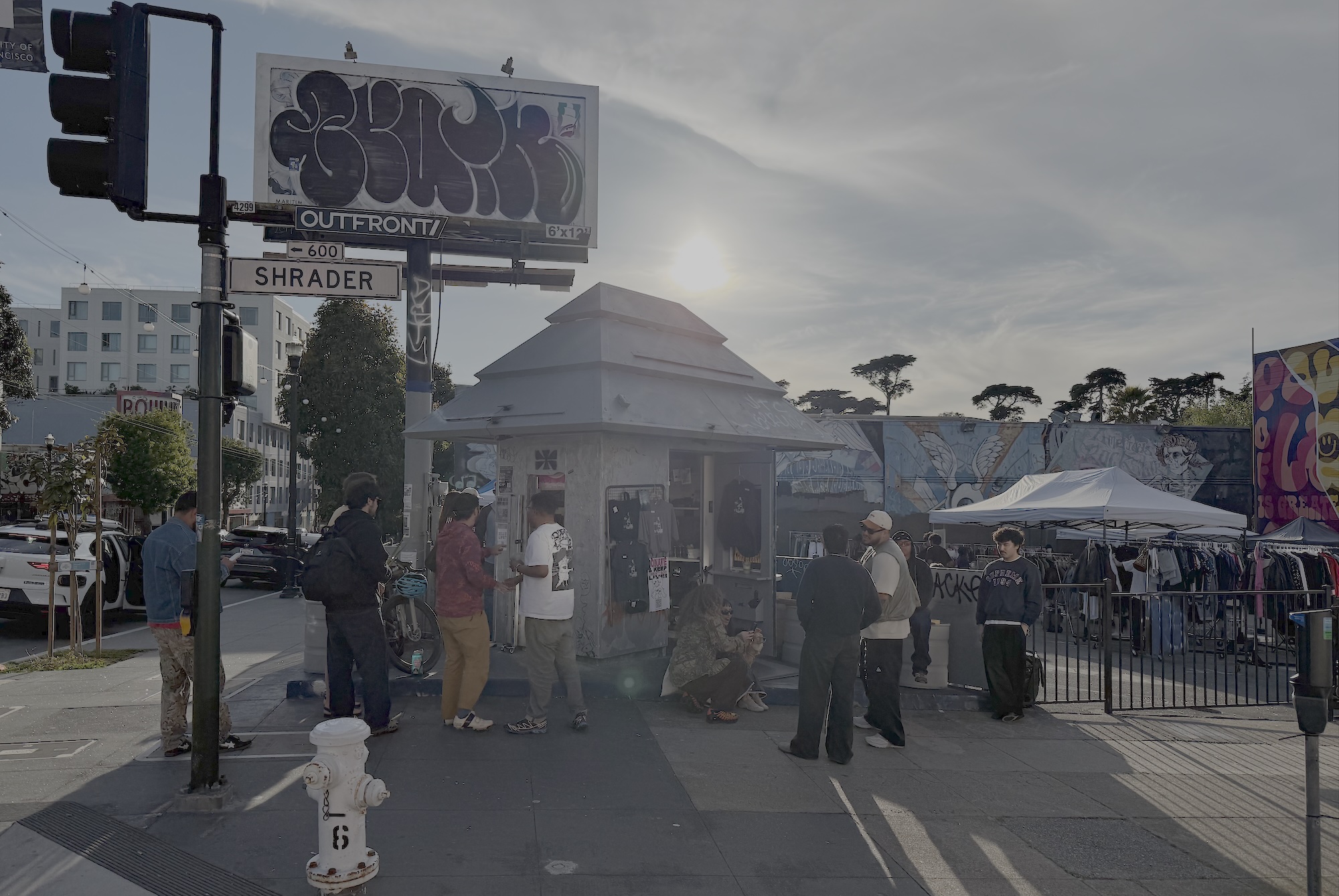The freaky little Fotomat that's changing SF nightlife