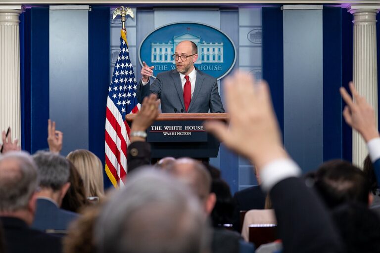 Politicized federal funding rule could spell disaster for California aid programs