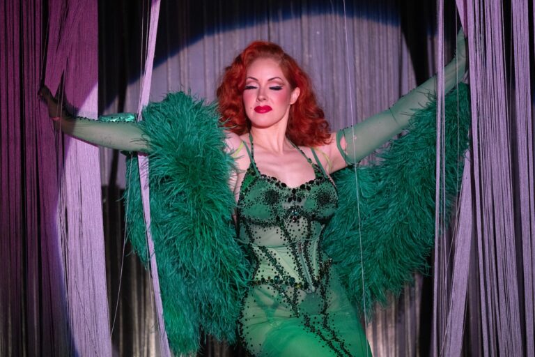 Live Shots: ‘Bohémienne’ glows with ribald glamour of Parisian cabaret